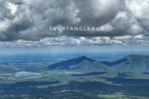 the clouds and green mountains mesmerising picture