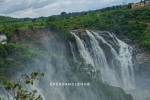 kaveri river into eye feast